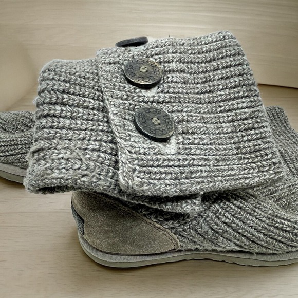UGG Classic Cardy Boots Womens 9 Gray 1,3,7,3:S-1352 - Picture 4 of 9